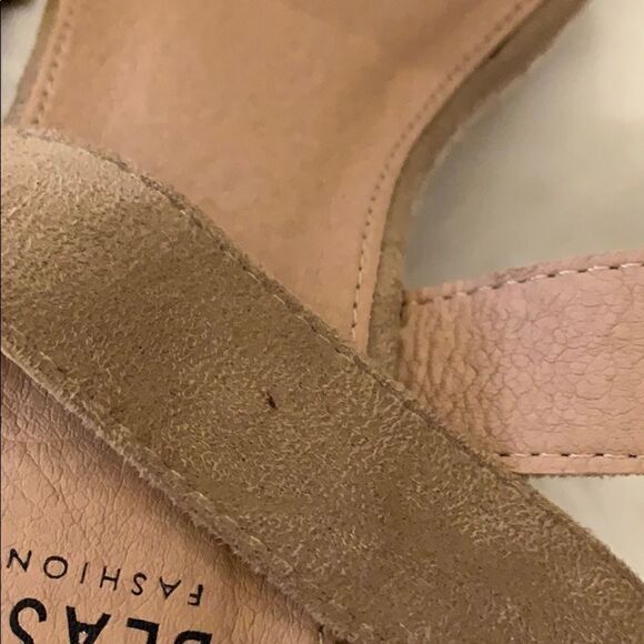 Beast Fashion suede platforms  - Picture 5 of 7